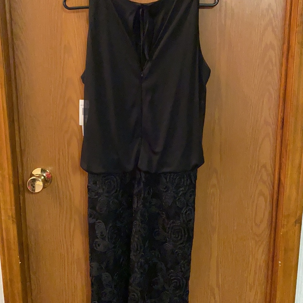Cachet Dress - Picture 2 of 4